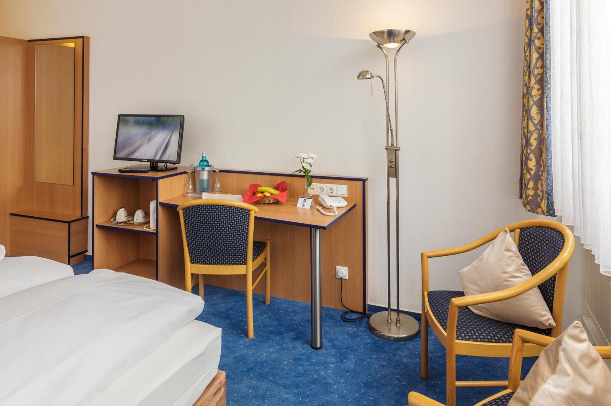 Best Western Comfort Business Hotel Duesseldorf-Нойс Екстер'єр фото