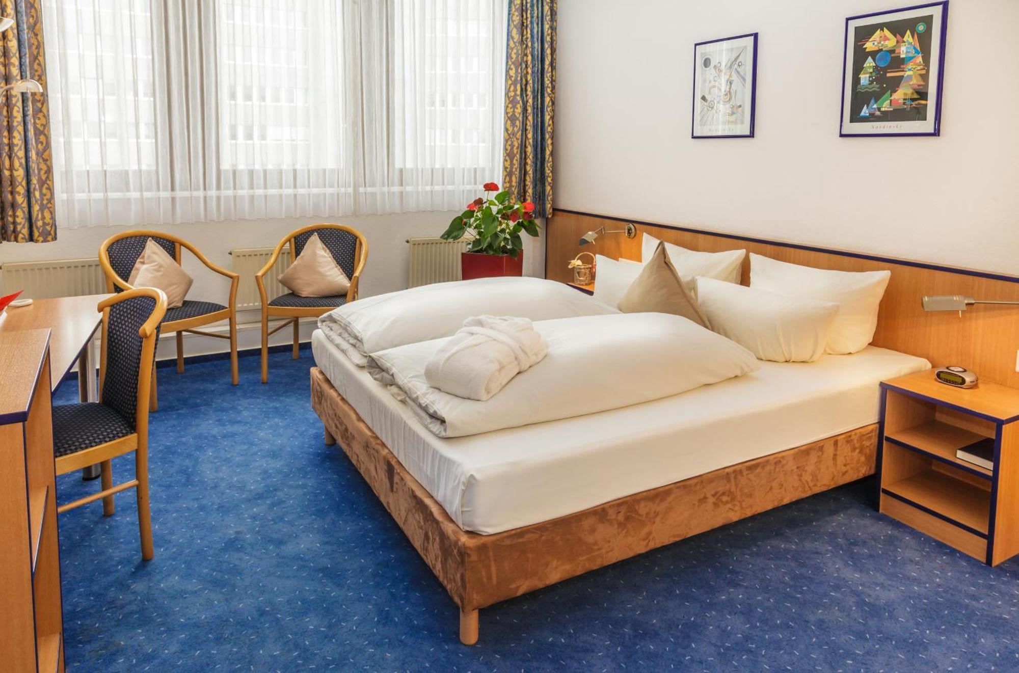 Best Western Comfort Business Hotel Duesseldorf-Нойс Екстер'єр фото