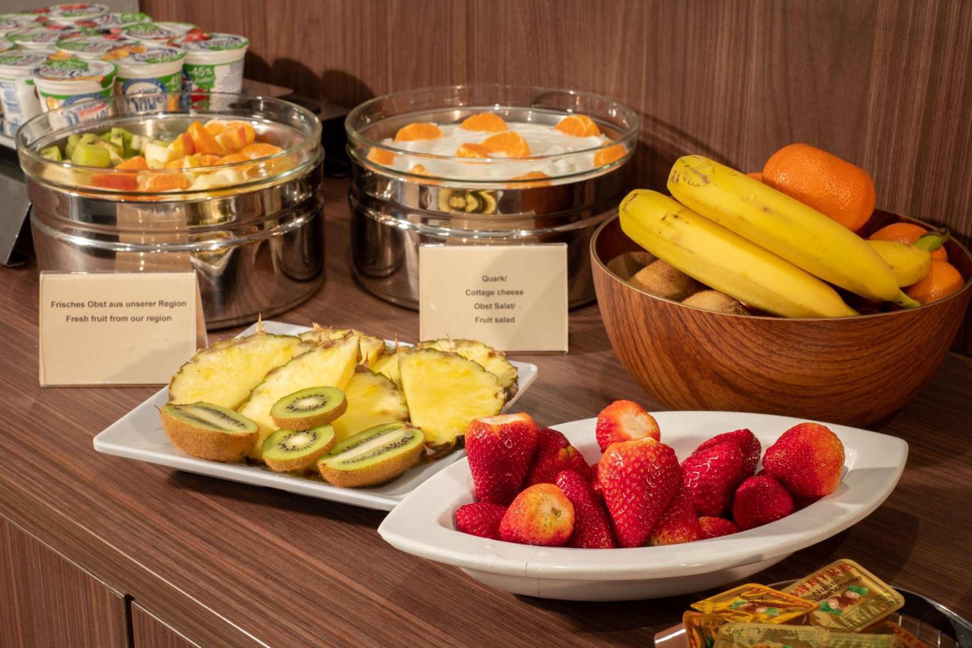 Best Western Comfort Business Hotel Duesseldorf-Нойс Екстер'єр фото