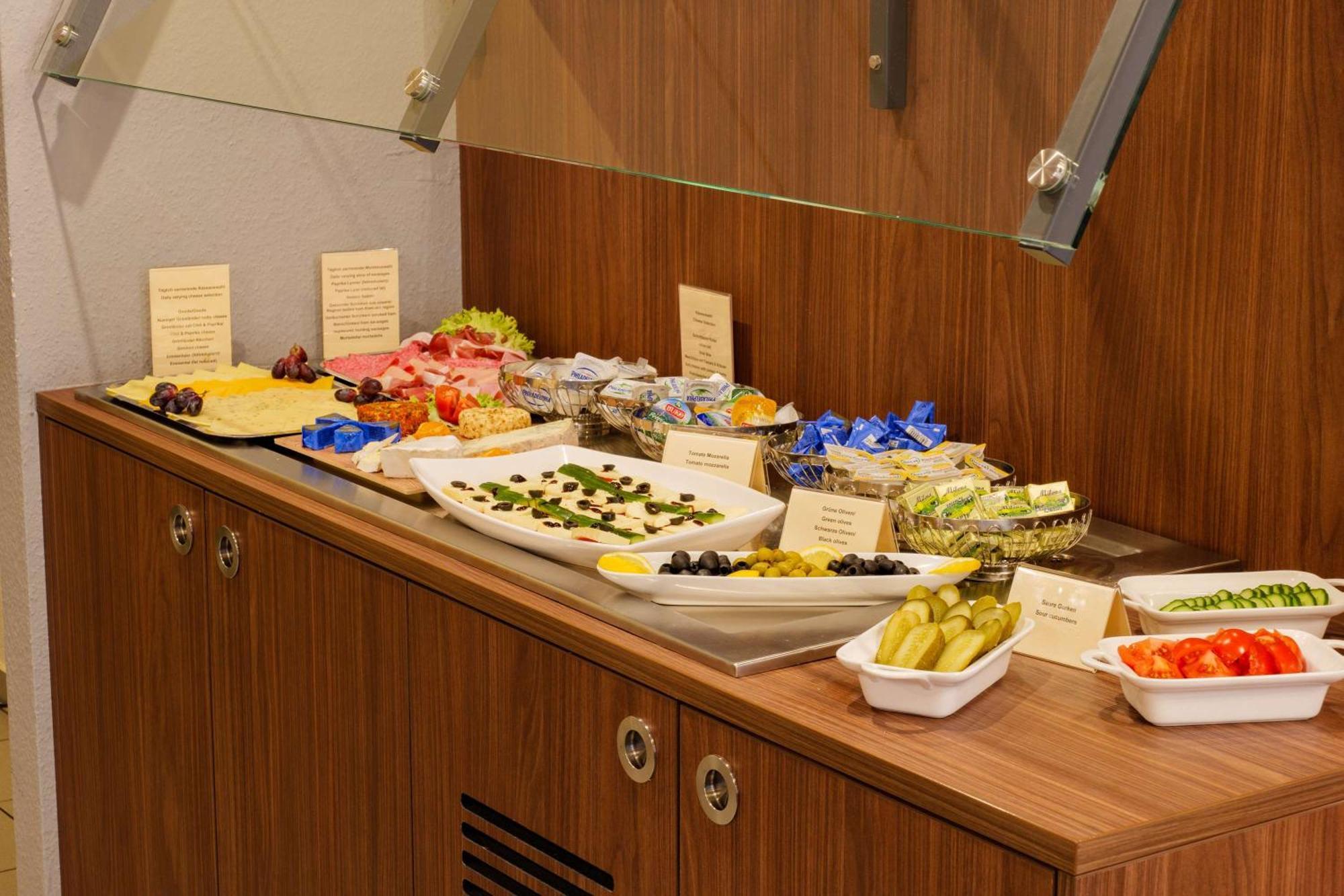 Best Western Comfort Business Hotel Duesseldorf-Нойс Екстер'єр фото